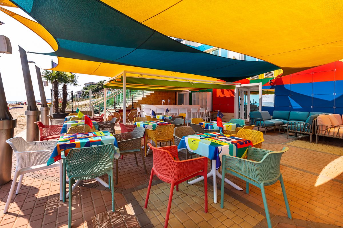 Beach Bar